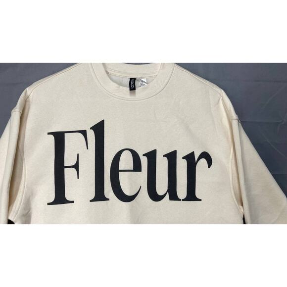 H&M Sweatshirt Fleur Cropped Beige Sz XS French Parisian  Clean Girl Minimalist - Picture 10 of 10
